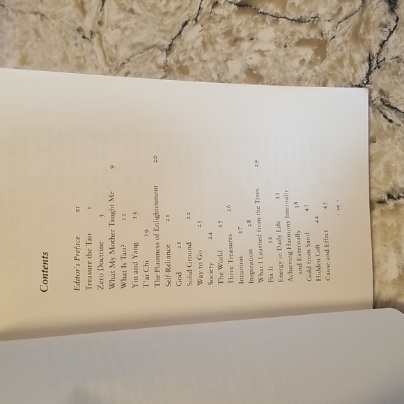 Entering the Tao: Master Ni's Guidance for Self-Cultivationby Hua-Ching Ni - Picture 7 of 9